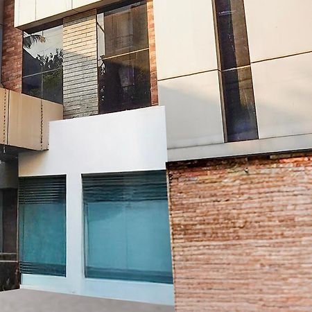 Super Townhouse Oak Kodambakkam Formerly Cine City Ченнаи Экстерьер фото