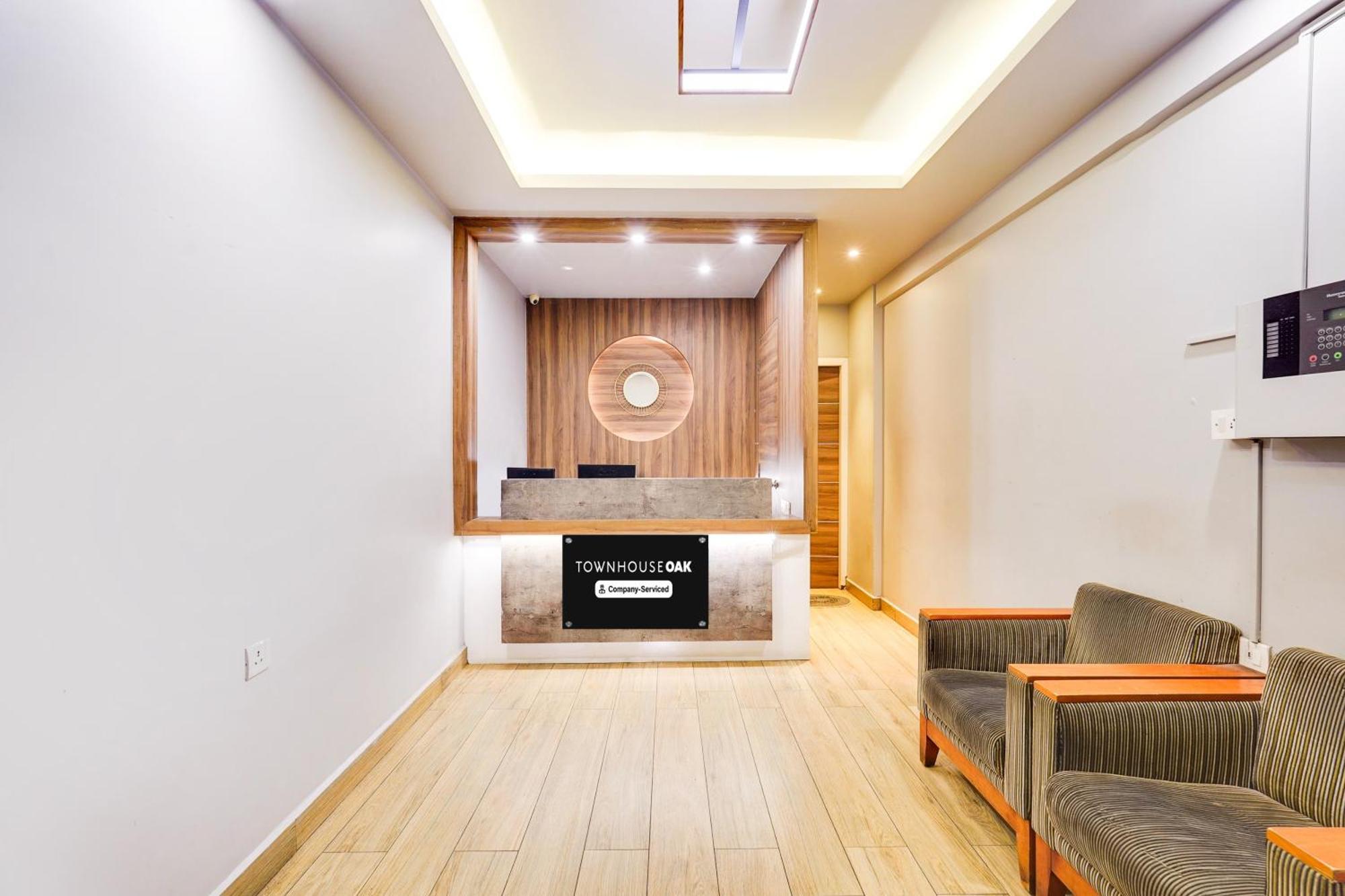 Super Townhouse Oak Kodambakkam Formerly Cine City Ченнаи Экстерьер фото